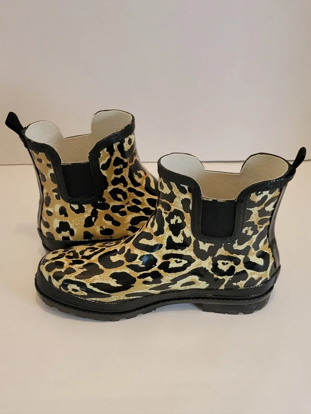 Journee Collection Tekoa Leopard Print Chelsea Rain Boots Waterproof Size 9 NWOT